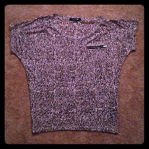 Forever 21 Cheetah Top - Picture 1 of 3